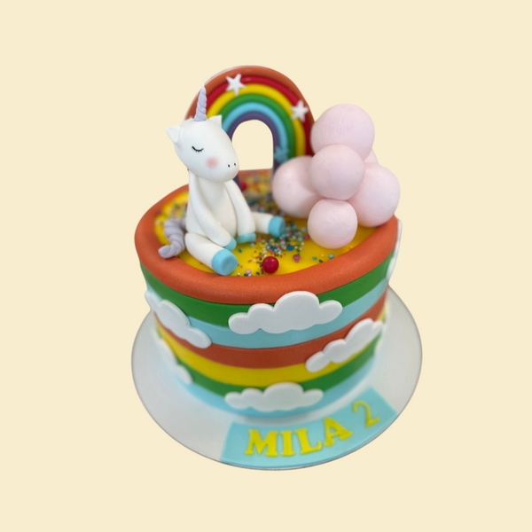 Regenbogenfarbe Torte-Einhorn