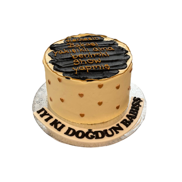 Geburtstagstorte mit goldenen Herzen und goldener Deko