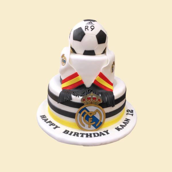 2 stöckige Real Madrid Torte mit Fussball und Schal