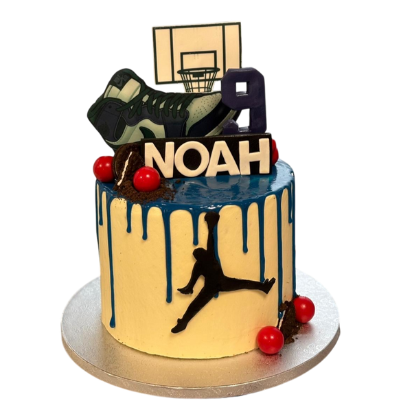 Basketball Torte mit Korb und Schuh