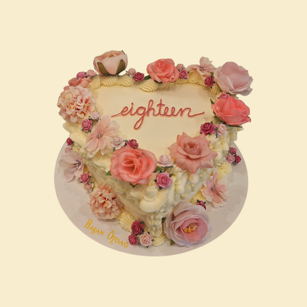 18.Geburtstag Romantic Rosé Heart – Eighteen Torte