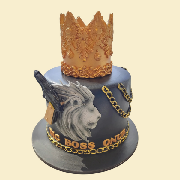 Big Boss Löwen-Torte mit Krone – Männertorte in Schwarz-Gold