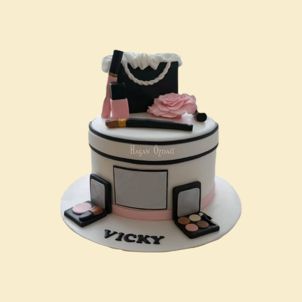 Make-Up Torte mit Tasche