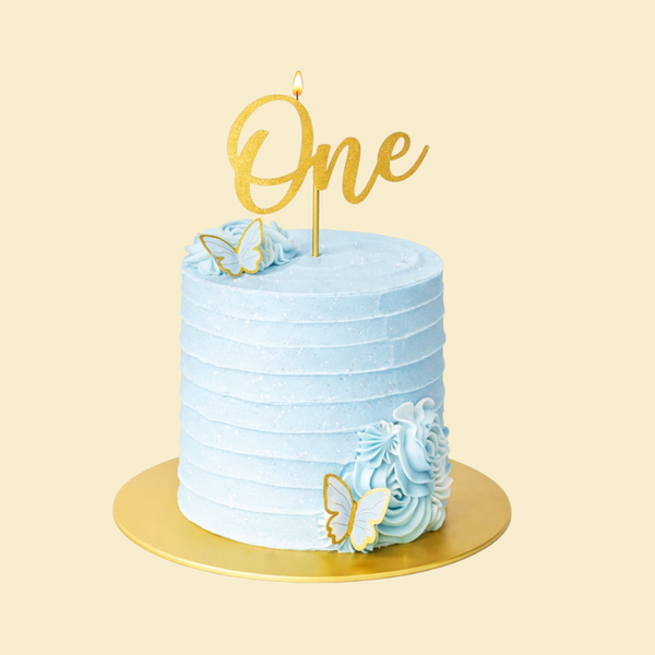 Baby Smash Cake „Blue Butterfly One“ – Erste Geburtstagstorte in Pastellblau mit Gold-Topper (Buttercreme)
