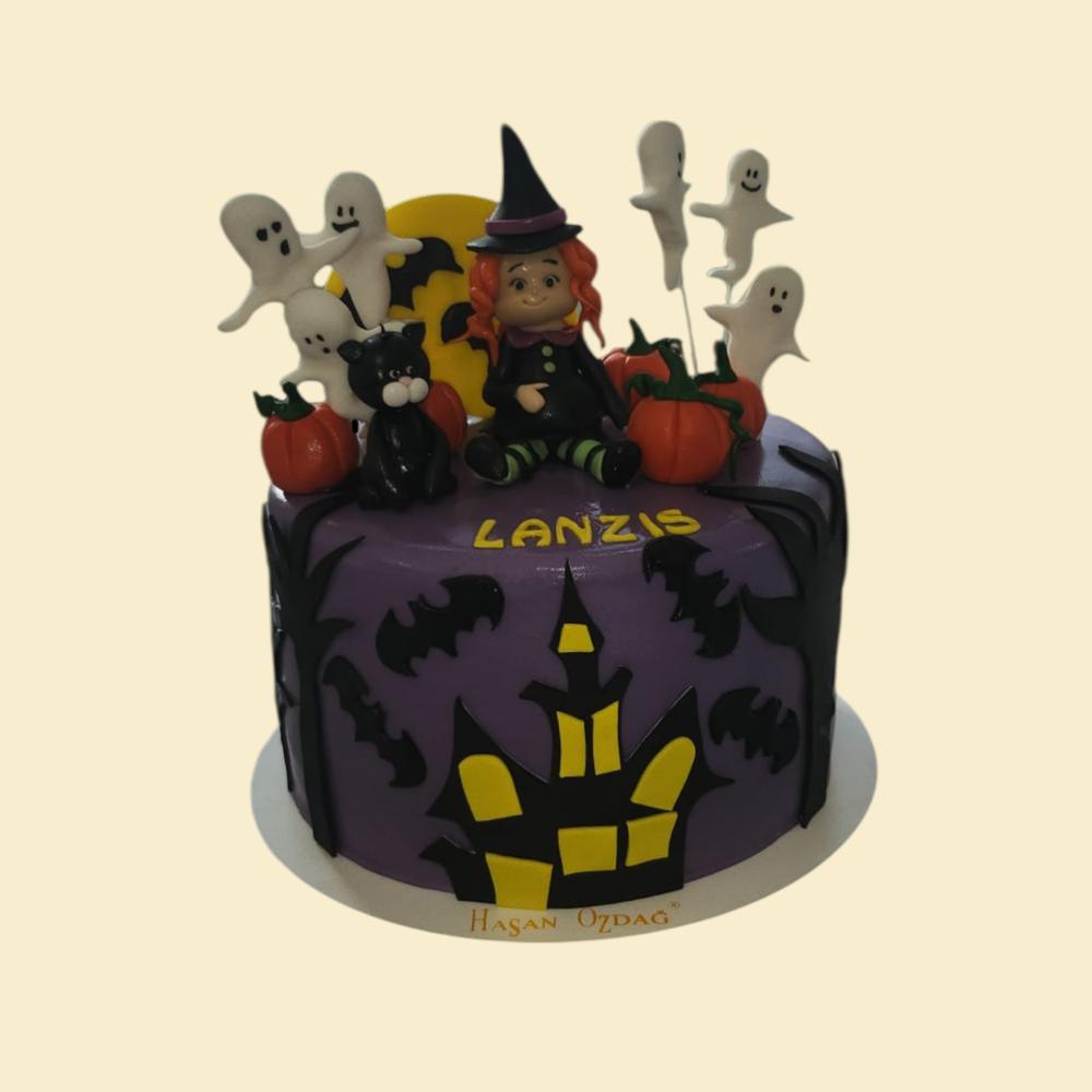 Halloween-Torte Little Witch