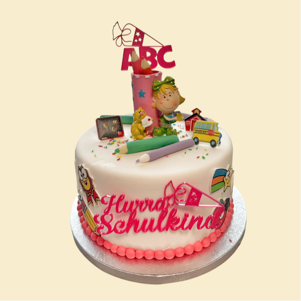 Einschulungstorte ABC – Schulkind Stiftebecher
