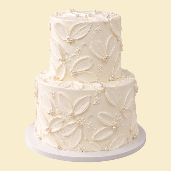 White Blossom – Sahnetorte mit 3D-Blüten & Perlen