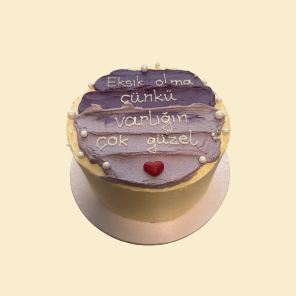 Romantische Torte „Eksik olma çünkü varlığın çok güzel“