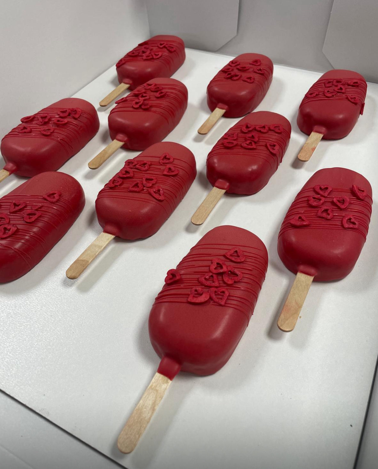 Kuchen am Stiel rot mit Herz (ab 10 Stk.)