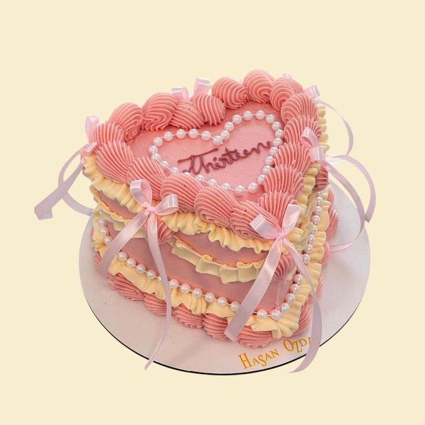 Vintage Herz Torte – Rosatorte mit Perlen