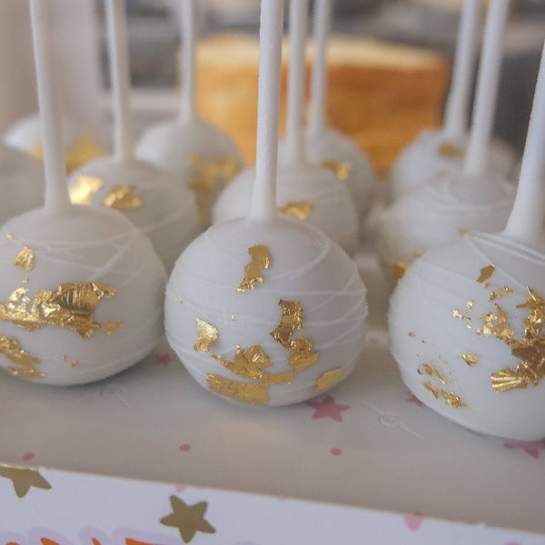 Cakepops Weiß Blattgold      (ab 10 Stk.)