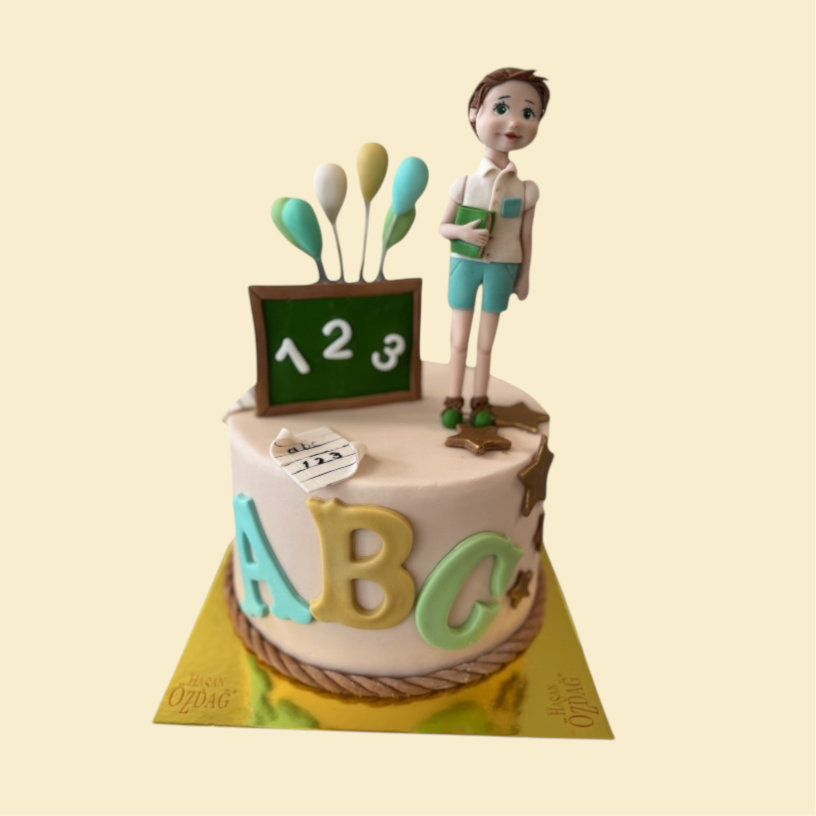 Einschulungstorte  Junge mit Schultüte– Modellfigur & ABC-Dekor