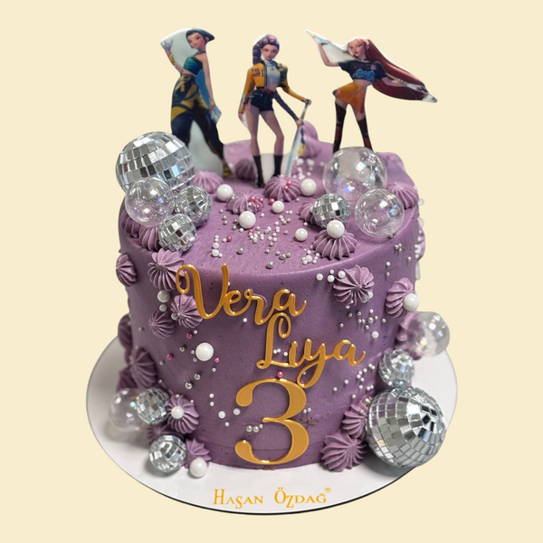 K-Pop Demon Hunter Torte – Lila Glitzer Geburtstagstorte für Mädchen personalisiert