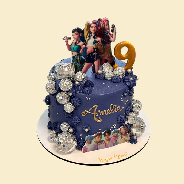 K-Pop Demon Hunters Torte – Dunkelblaue Geburtstagstorte mit Glitzer und Figuren