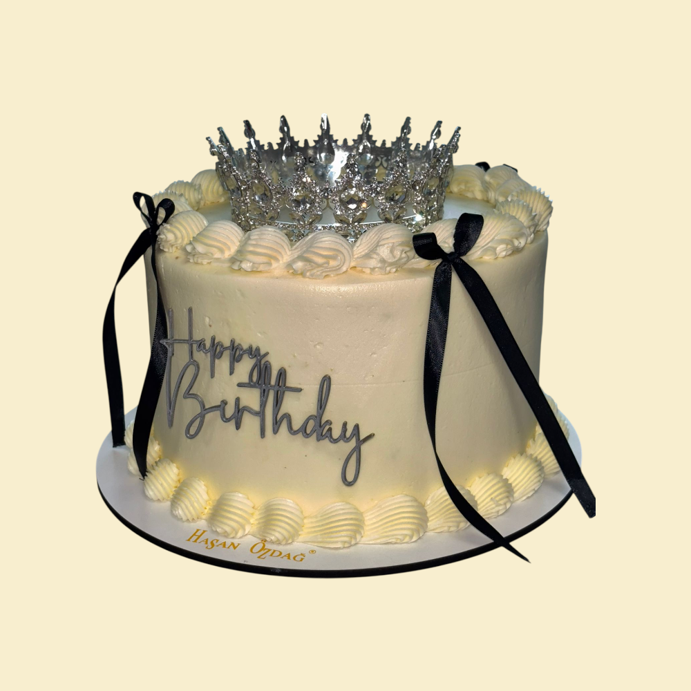 Birthday Queen Torte – mit silberner Krone und Schleifen