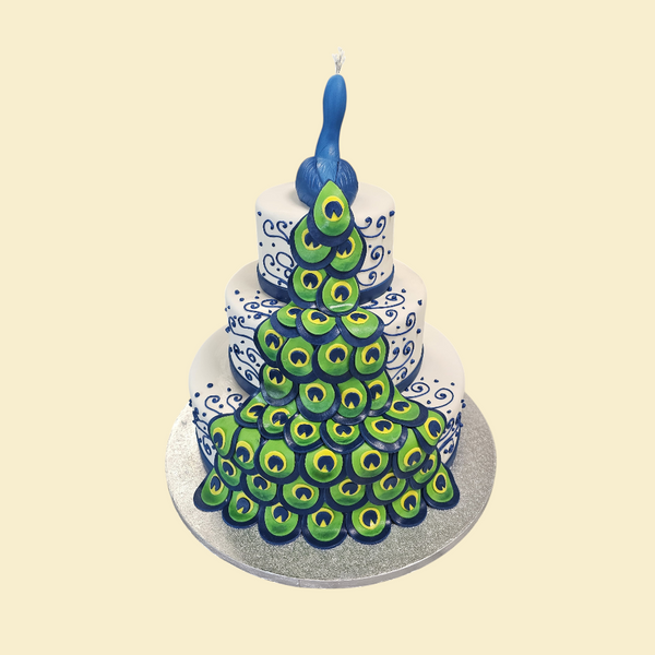 Pfau-Torte – Elegante Hochzeitstorte mit Pfauenmotiv