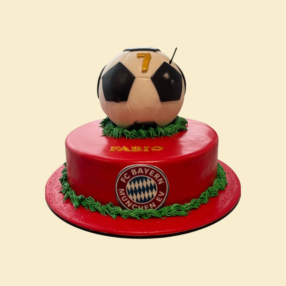 FC Bayern München Fußballtorte – Geburtstagstorte mit Ball & Namen