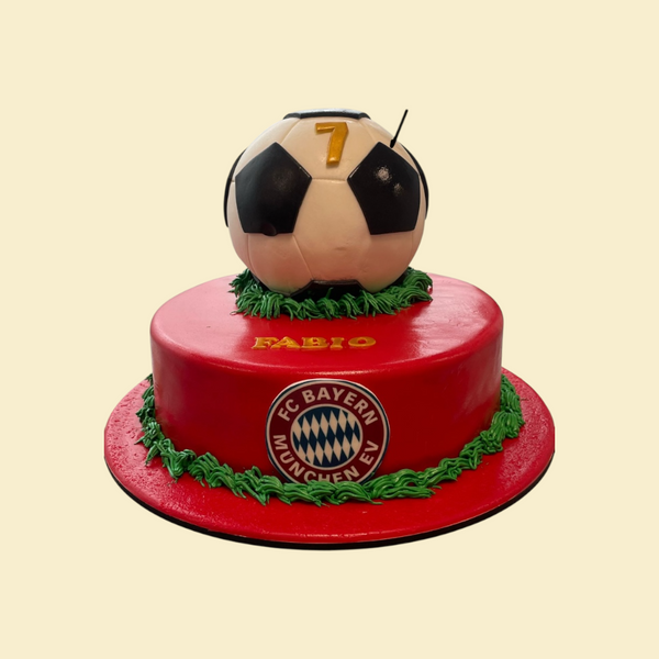 FC Bayern München Fußballtorte – Geburtstagstorte mit Ball & Namen