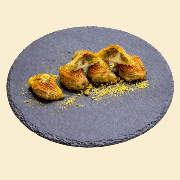 Midye Baklava mit Pistazien & Creme aus Köln