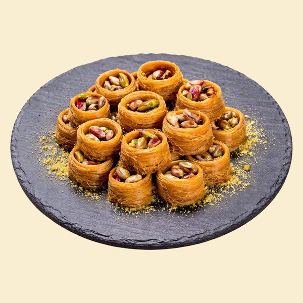 Baklava Vogelnester mit Pistazien gemacht aus Tel Kadayıf aus Köln