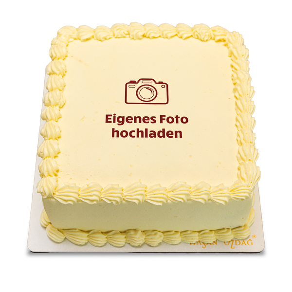 Quadratische Foto-Torte mit Buttercreme – Dein Bild auf köstlichem Fondant